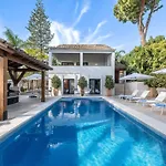 וילה Vacation Marbella I Villa La Cabane, Luxury Villa, Designer Interior, Heated Pool, American Bbq, 5Min Walk To The Finest Beaches
