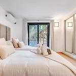 וילה Vacation Marbella I Villa La Cabane, Luxury Villa, Designer Interior, Heated Pool, American Bbq, 5Min Walk To The Finest Beaches *