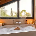 Vacation Marbella I Villa La Cabane, Luxury Villa, Designer Interior, Heated Pool, American Bbq, 5Min Walk To The Finest Beaches וילה מארבלה
