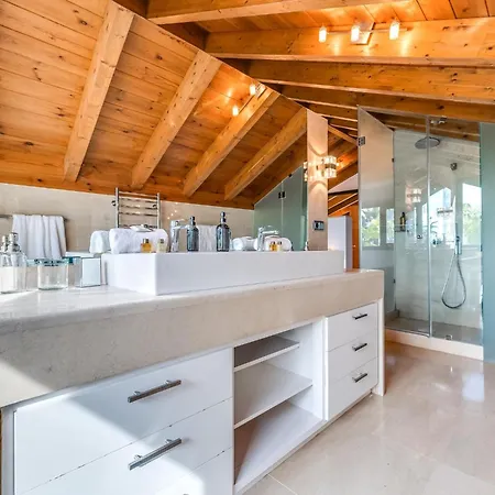 Vacation I La Cabane, Luxury Villa, Designer Interior, Heated Pool, American Bbq, 5min Walk To The Finest Beaches *