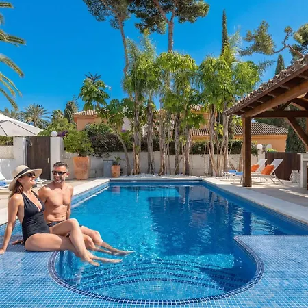 Vacation I La Cabane, Luxury Villa, Designer Interior, Heated Pool, American Bbq, 5min Walk To The Finest Beaches Marbella