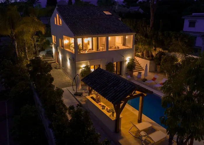 Vacation I La Cabane, Luxury, Heated Pool, 300m To The Villa Marbella
