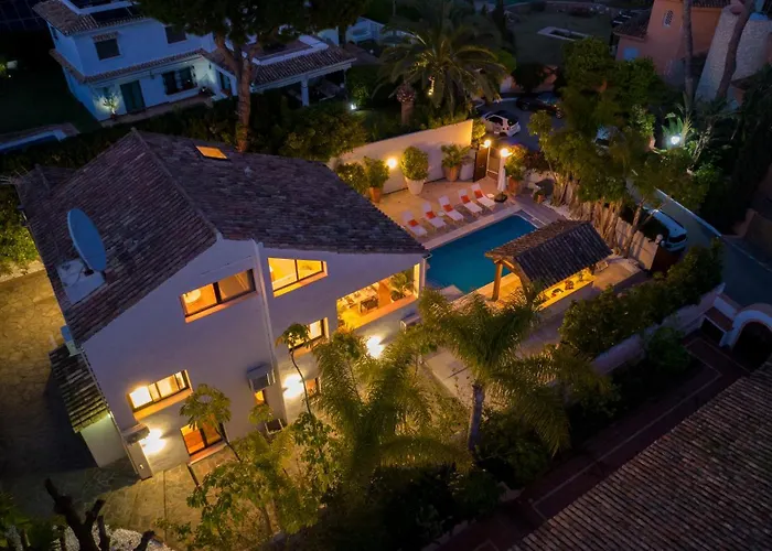 Vacation I La Cabane, Luxury, Heated Pool, 300m To The