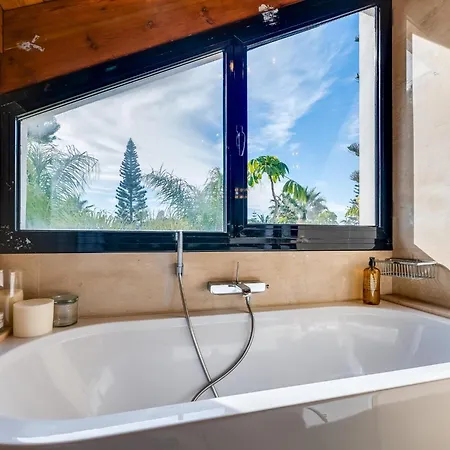 빌라 Vacation I La Cabane, Luxury, Heated Pool, 300m To The 마르베야