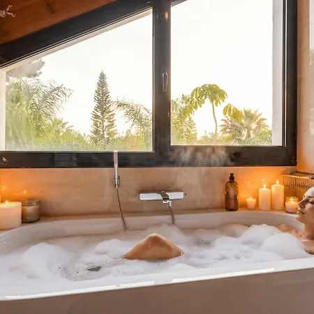 Vacation I La Cabane, Luxury Villa, Designer Interior, Heated Pool, American Bbq, 5min Walk To The Finest Beaches Villa Marbella