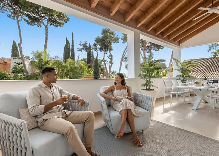 Vacation I La Cabane, Luxury, Heated Pool, 300m To The * Marbella